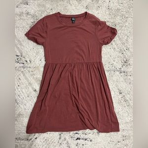 Maroon, comfy, and flowy dress!